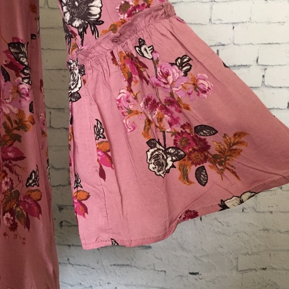 Pink Rose Off Shoulder Bell Sleeves Floral Top - Picture 4 of 6